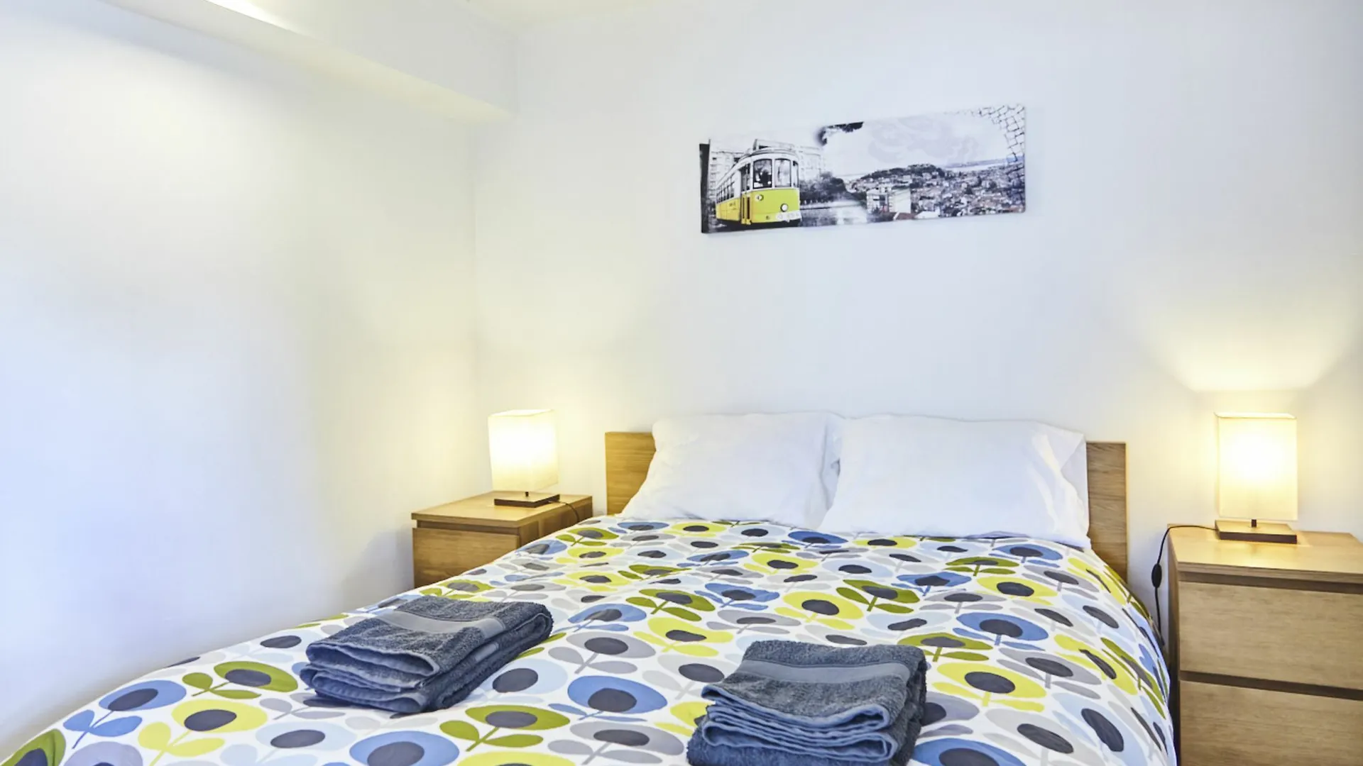 Two Bedroom Self Contained House Carcavelos  0*, Carcavelos (Lisbon) Portugal