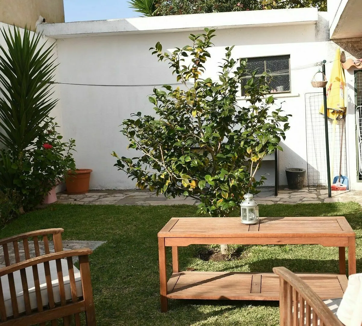 Two Bedroom Self Contained House Carcavelos  0*, Carcavelos (Lisbon) Portugal